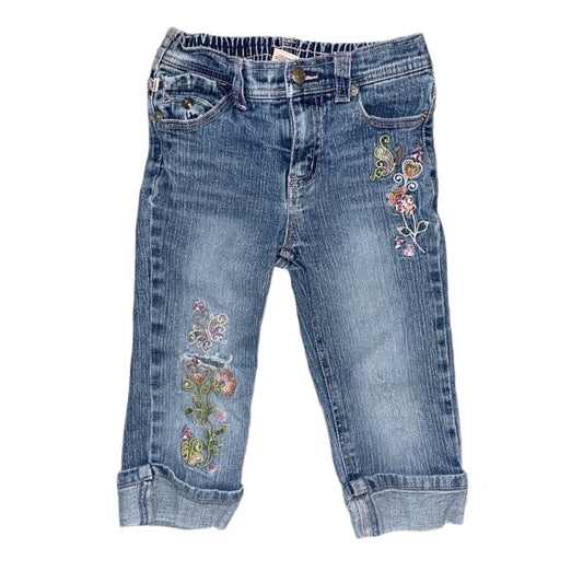gardening with mom jeans ♡ 5T
